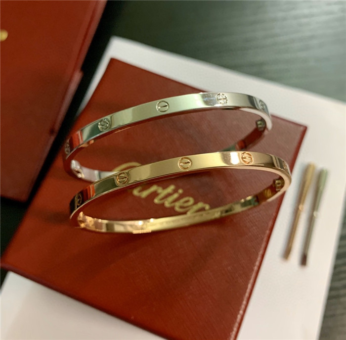 까르띠에 팔찌 C3010 2020/신상 (정품과 비교가능한 퀄리티 )