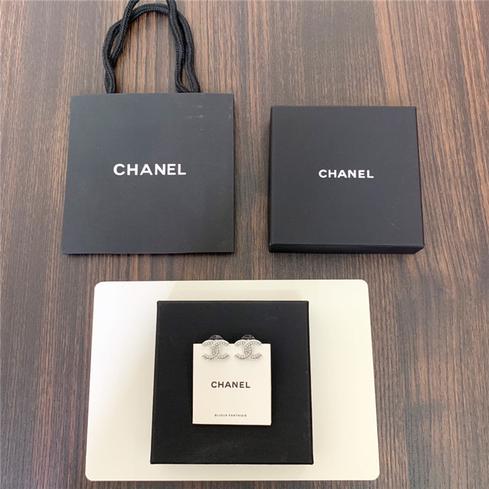 샤넬 귀걸이 C4134 2020/신상 (정품과 비교가능한 퀄리티 )