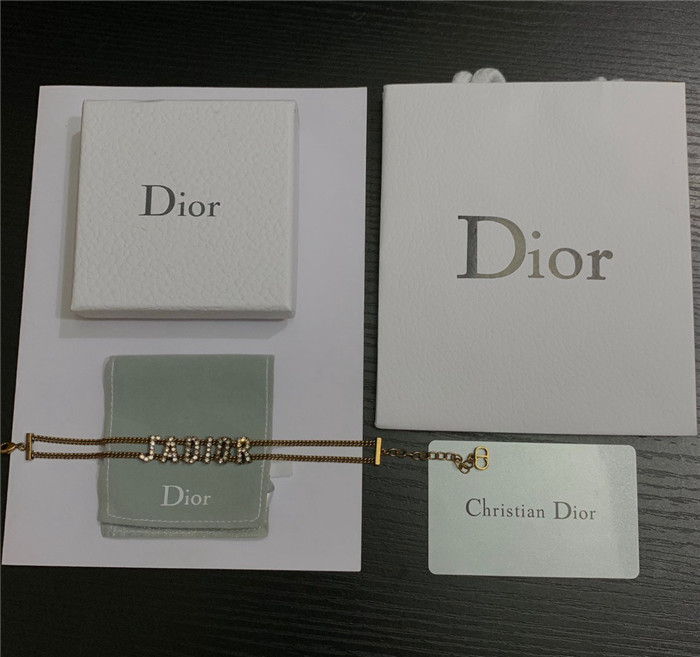 디올 팔찌 D5612 2020/신상 (정품과 비교가능한 퀄리티 )