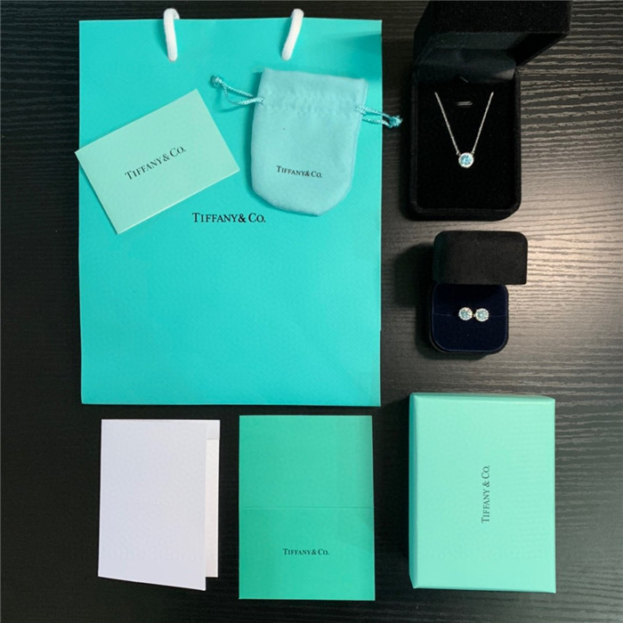 티파니 목걸이 T2180 2020/신상  (정품과 비교가능한 퀄리티 )