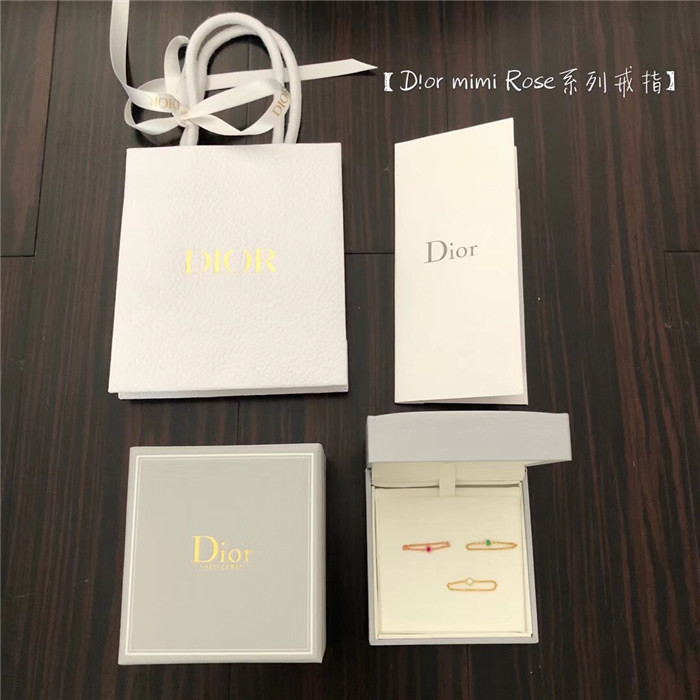 디올 반지 D4092 2020/신상 (사이즈 카톡상담) (정품과 비교가능한 퀄리티 )