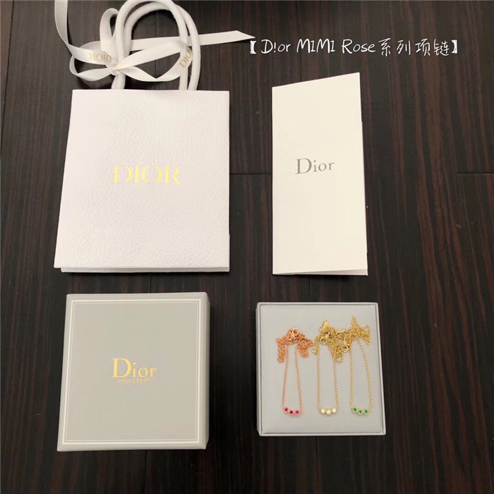 디올 목걸이 D3011 2020/신상 (정품과 비교가능한 퀄리티 )