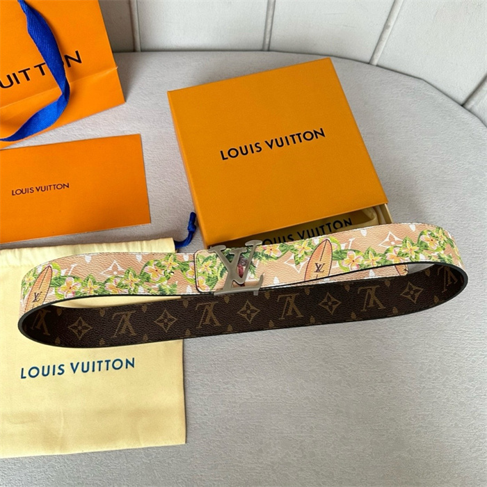 LOUIS VUITTON 루이비통 남성용 벨트 4.0CM 2024/신상