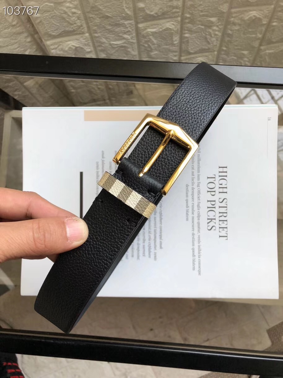 버버리 벨트  B70081