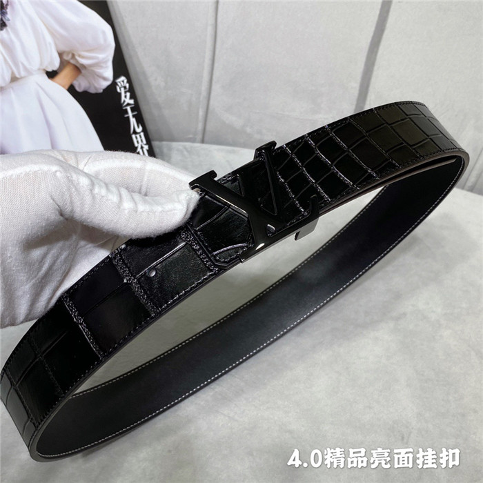 Louis Vuitton 루이비통 남성용 벨트 40MM L45105 신상