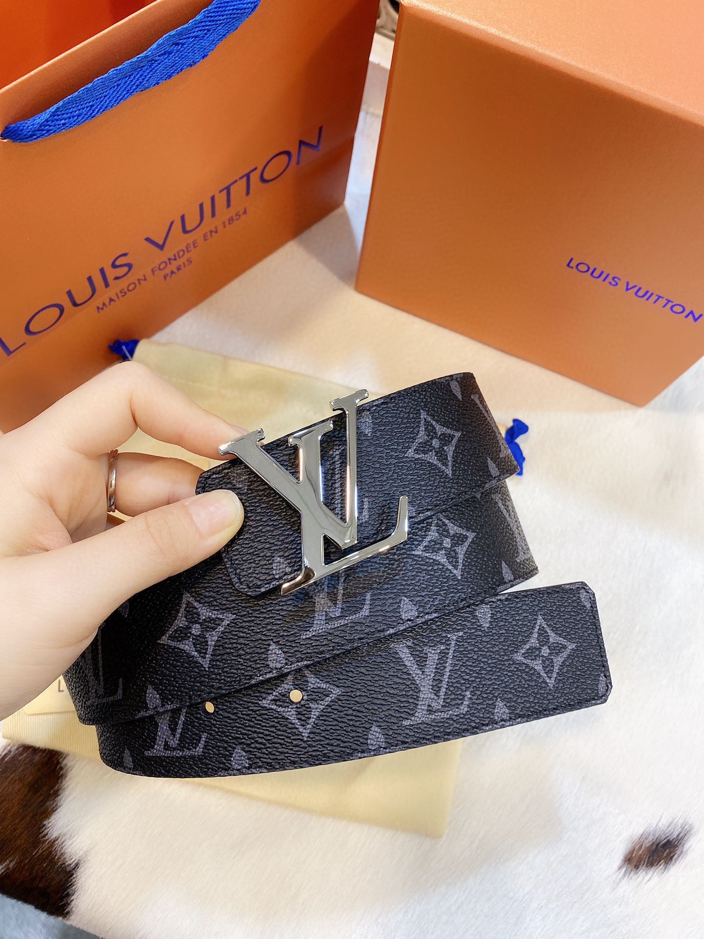 LOUIS VUITTON 루이비통 패션 벨트 모노그램,다미에,흑다미에,아주르 금,은,갈,흑장