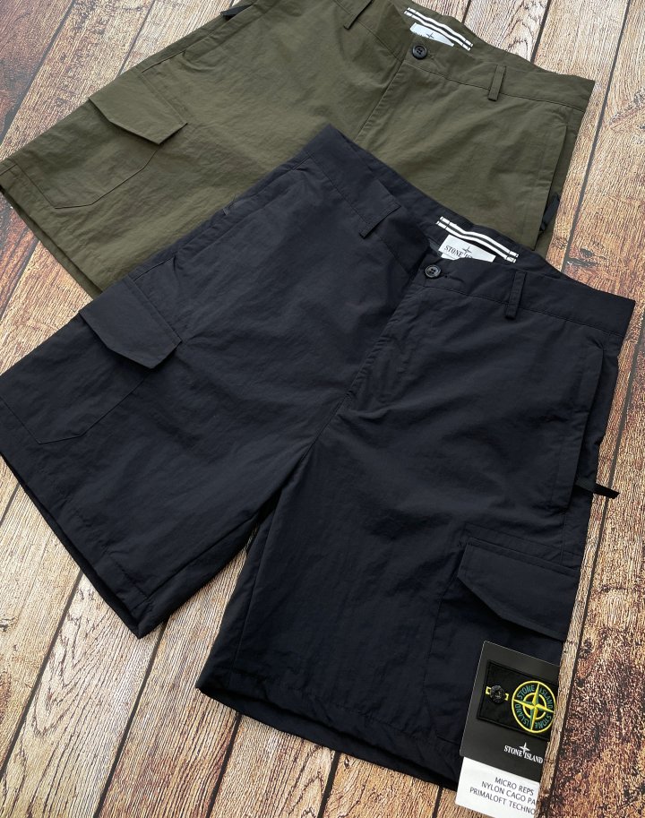 Stone Island  스톤아일랜드 워시드 나일론 카고 벨트루프 쇼트팬츠