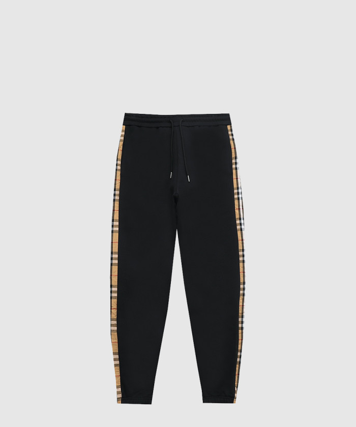 버버리 사이드 체크 디테일 코튼 스웨트팬츠 8026273