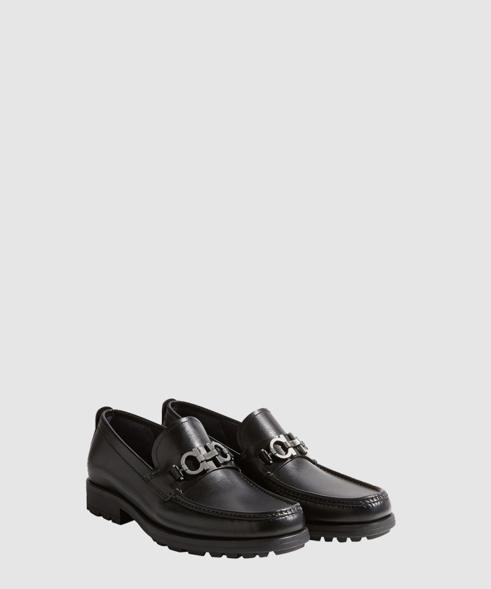 페레가모 간치니 오너먼트 모카신 02A515