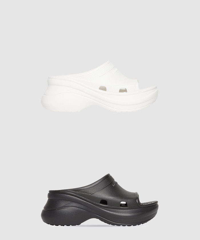 발렌시아가 풀 크록스 슬라이드 샌들 677386