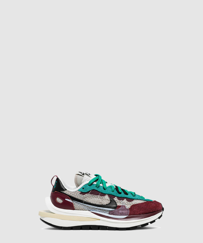 나이키 사카이 베이퍼와플 빌런레드 DD3035