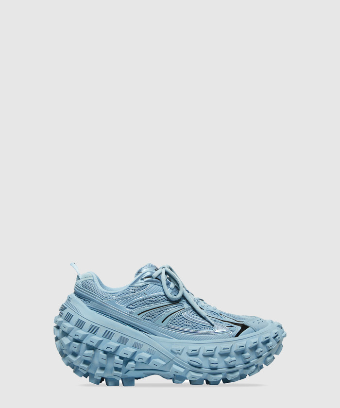 발렌시아가 디펜더 스니커즈 685613