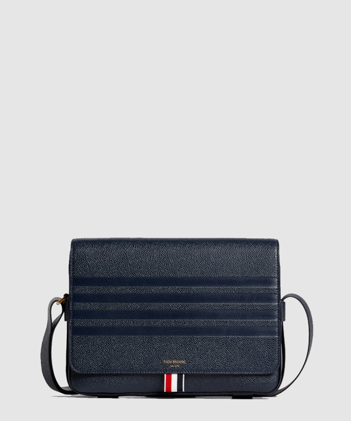 톰브라운 4-bar 엠보스 리포터백 MAG139