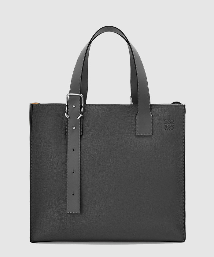 로에베 버클 지퍼 토트백