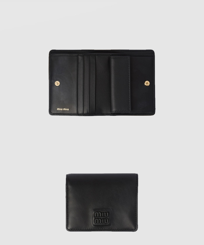 미우미우 가죽 반지갑 5MV204