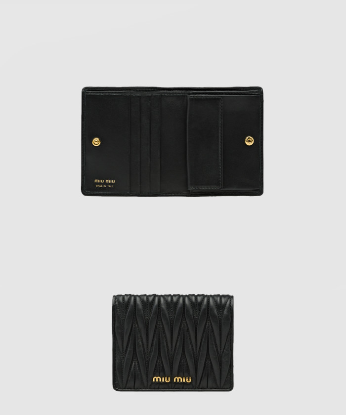 미우미우 마테라쎄 나파 반지갑 5MV204