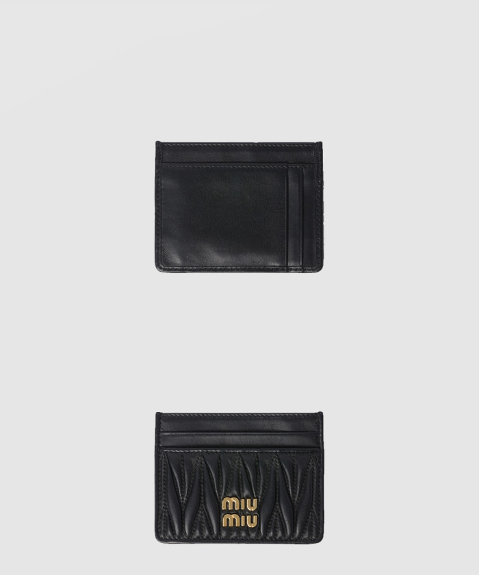 미우미우 마테라쎄 나파 가죽 카드 홀더 5MC076